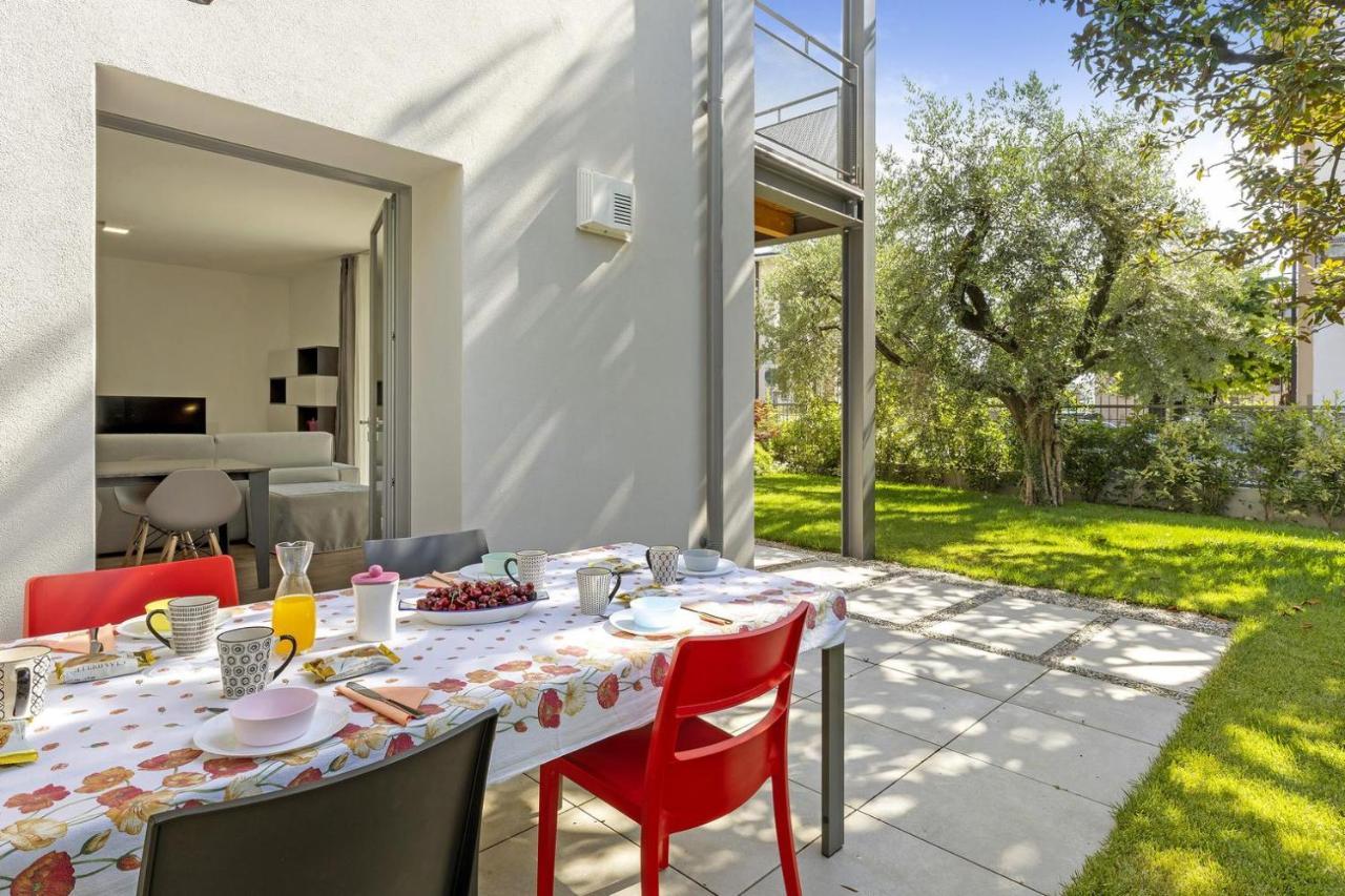 Villa Donne Del Lago Silvia Salò Exterior foto