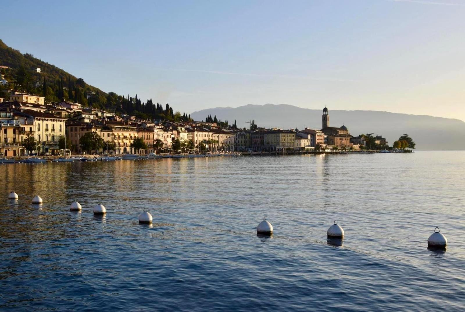 Villa Donne Del Lago Silvia Salò Exterior foto