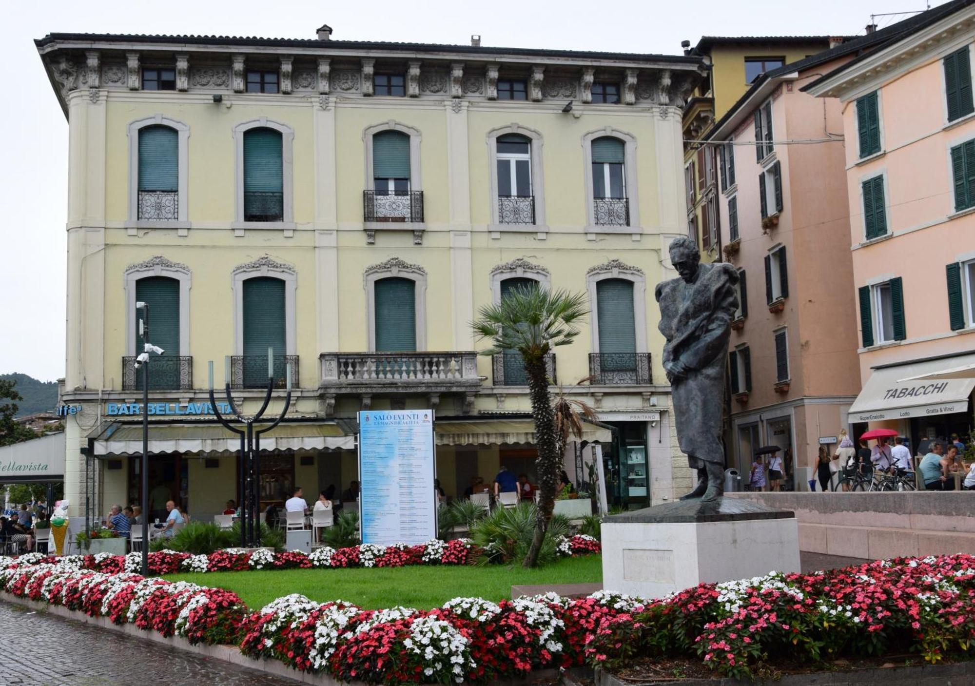 Villa Donne Del Lago Silvia Salò Exterior foto